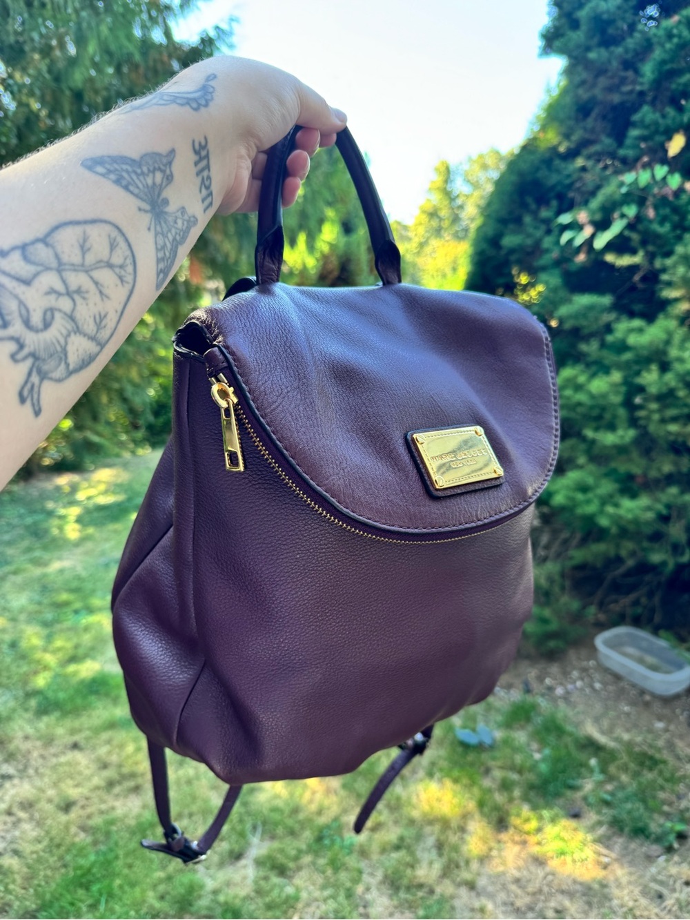 Marc Jacobs Burgundy Pebbled Leather Backpack Purse - Picture 2 of 8